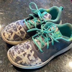 Under Armour Girls Sneakers